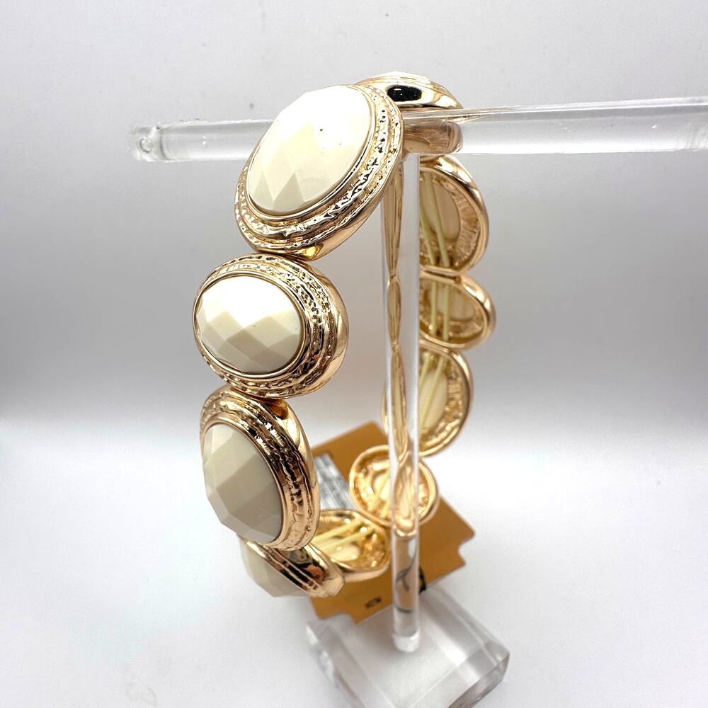 Monet Ponte Vecchio Stretch Bracelet NWT Cream faceted gold tone Costume Jewelry